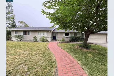 1142 Larch Ave, Moraga, CA 94556 - Photo 1