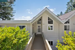 124 Ascot Ct, Moraga, CA 94556 - Photo 1