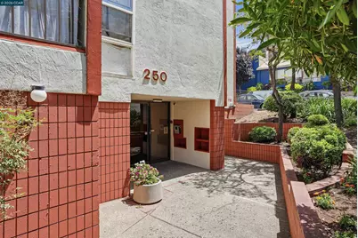 250 Whitmore St #106, Oakland, CA 94611 - Photo 1