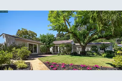 218 Overhill Rd, Orinda, CA 94563 - Photo 1