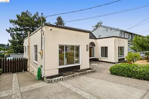1120 Warfield Ave, Piedmont, CA 94610 - Photo 1