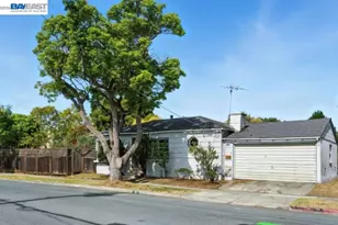 1100 Grove Ave, Burlingame, CA 94010 - Photo 1