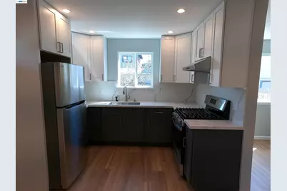 720 Foothill Blvd, Oakland, CA 94606 - Photo 1