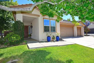 1725 Hazeltine Way, Fairfield, CA 94533 - Photo 1