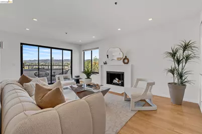 322 Hanover Ave #512, Oakland, CA 94606 - Photo 1