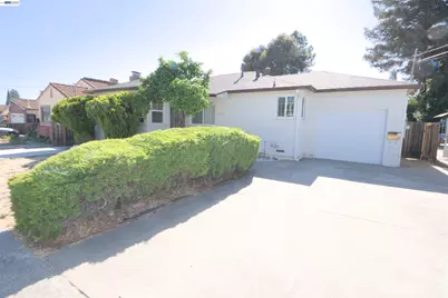 20051 Center St #Front, Castro Valley, CA 94546 - Photo 1