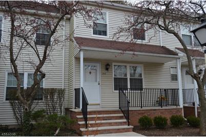 105 Salem Ct 105 Raritan Township Nj 08822 Mls 3517369