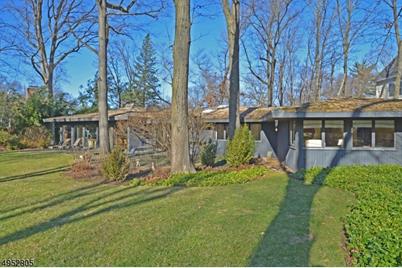 29 Little Wolf Rd Summit Nj 07901 Mls 3609291 Coldwell Banker