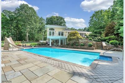 40 Payne Rd - Photo 1