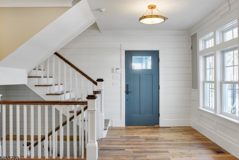206 Dickson Dr, Westfield, NJ 07090-3503