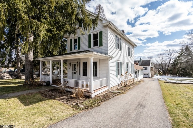 611 Rosemont Ringoes Rd, Stockton, NJ 08559