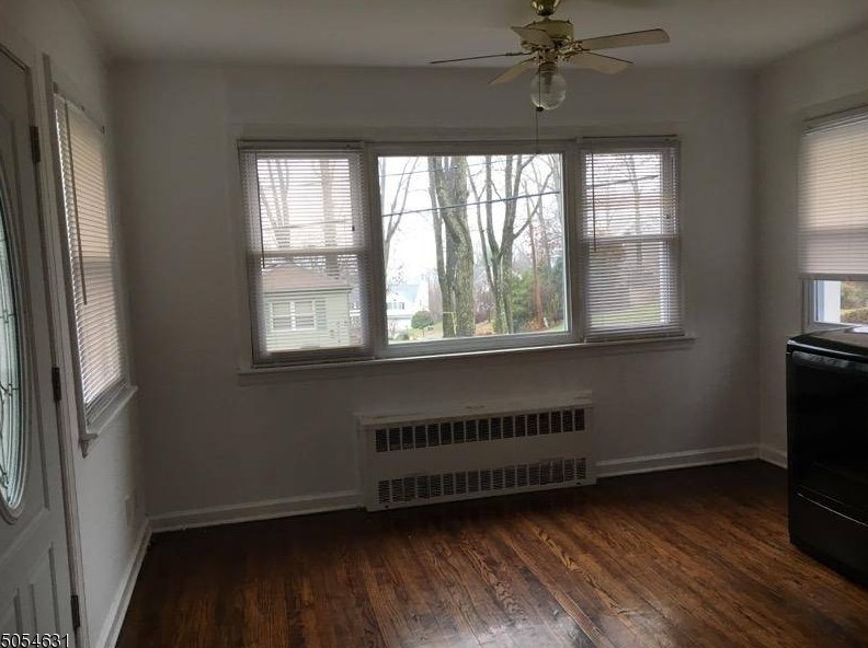 7 Valley Rd, Dover, NJ 07869