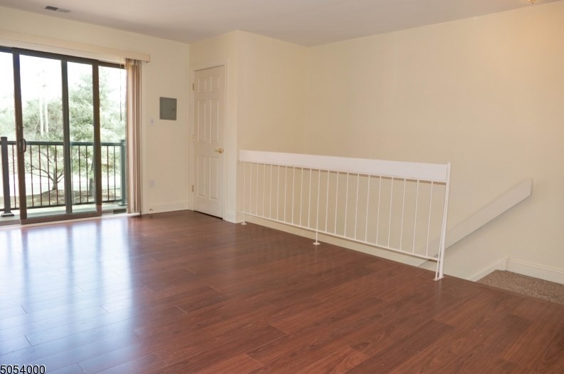 110 Westminster Pl, Flemington, NJ 08822