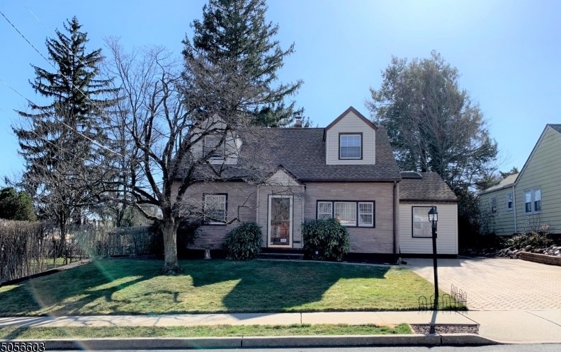 11 Linwood Ter, Clifton, NJ 07012-2316