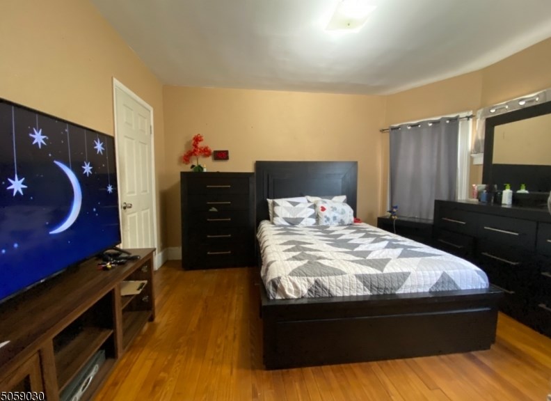 343-47 Halsey St, Plainfield, NJ 07063-1333
