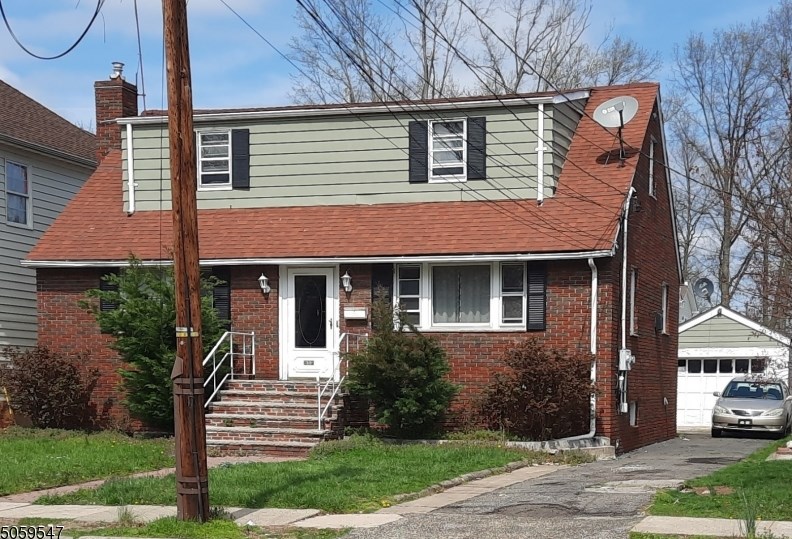 512 Carnegie St, Tremley, NJ 07036-2218