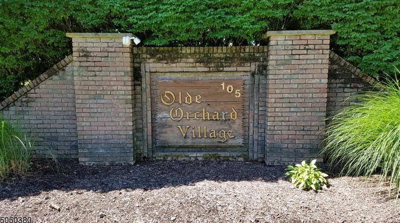 105 Newark Pompton Tpke #16b, Pequannock Township, NJ