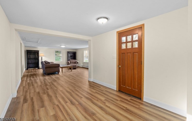 7 Phillips Rd, Fredon, NJ 07860
