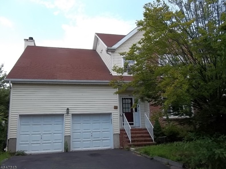 19 Nostrand Rd, Millstone, NJ 08844