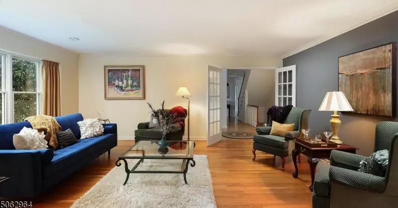 37 Barchester Way, Westfield, NJ 07090