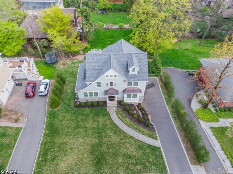 98 Sagamore Rd, Millburn, NJ 07041-2153