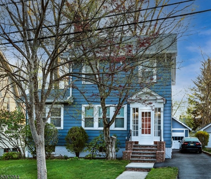 37 S Pierson Rd, Maplewood, NJ 07040