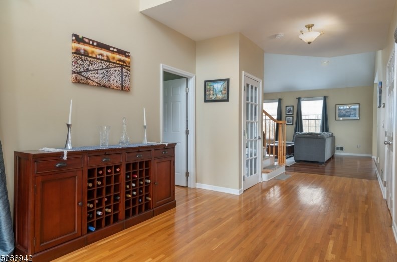 18 Fairfield Ave, Dover, NJ 07869