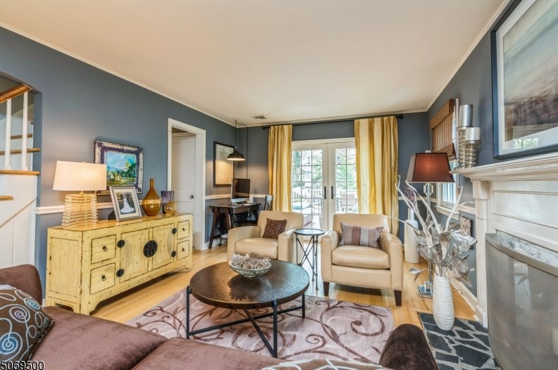 321 Baker Ave, Westfield, NJ 07090-1903