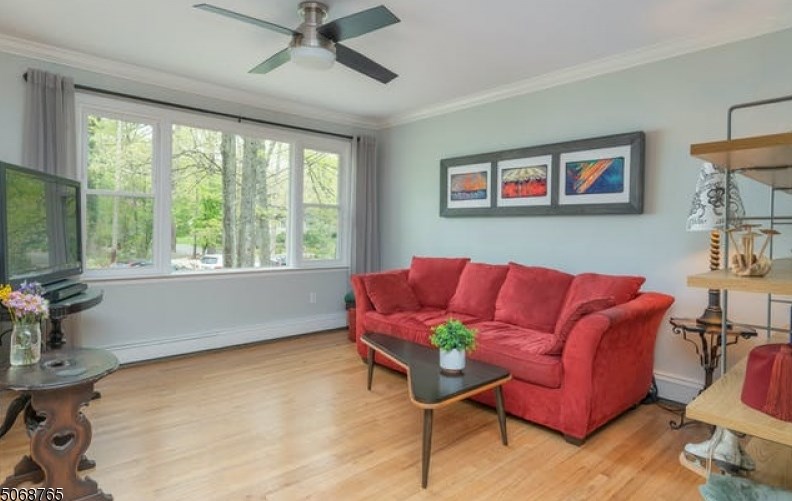 34 Brendona Ave, Stanhope NJ  07874-2117 exterior