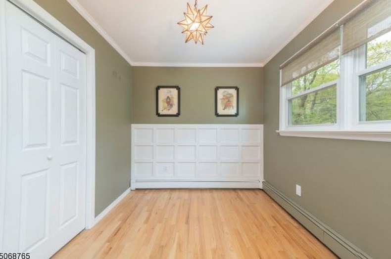 34 Brendona Ave, Stanhope NJ  07874-2117 exterior