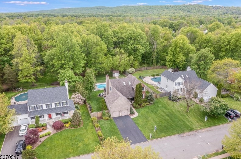 137 Terhune Ln, Millstone, NJ 08844-3426