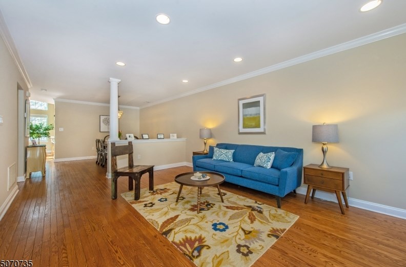 32 Musket Dr, Basking Ridge, NJ 07920-3839