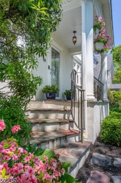 44 Clinton Rd, Glen Ridge, NJ 07028
