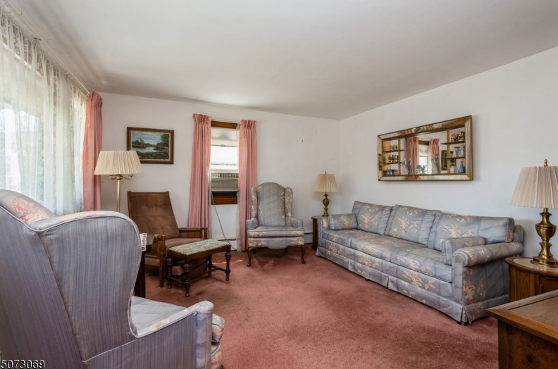 132 S 11th Ave, Manville, NJ 08835