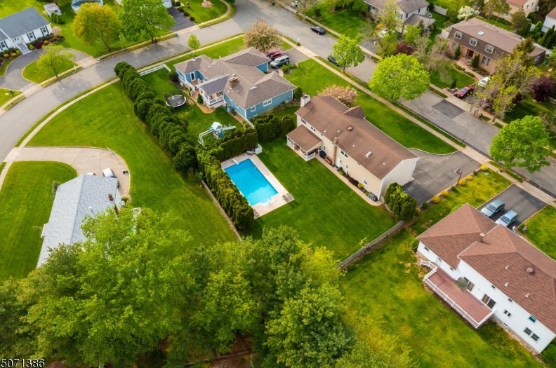 18 John St, East Hanover, NJ 07936