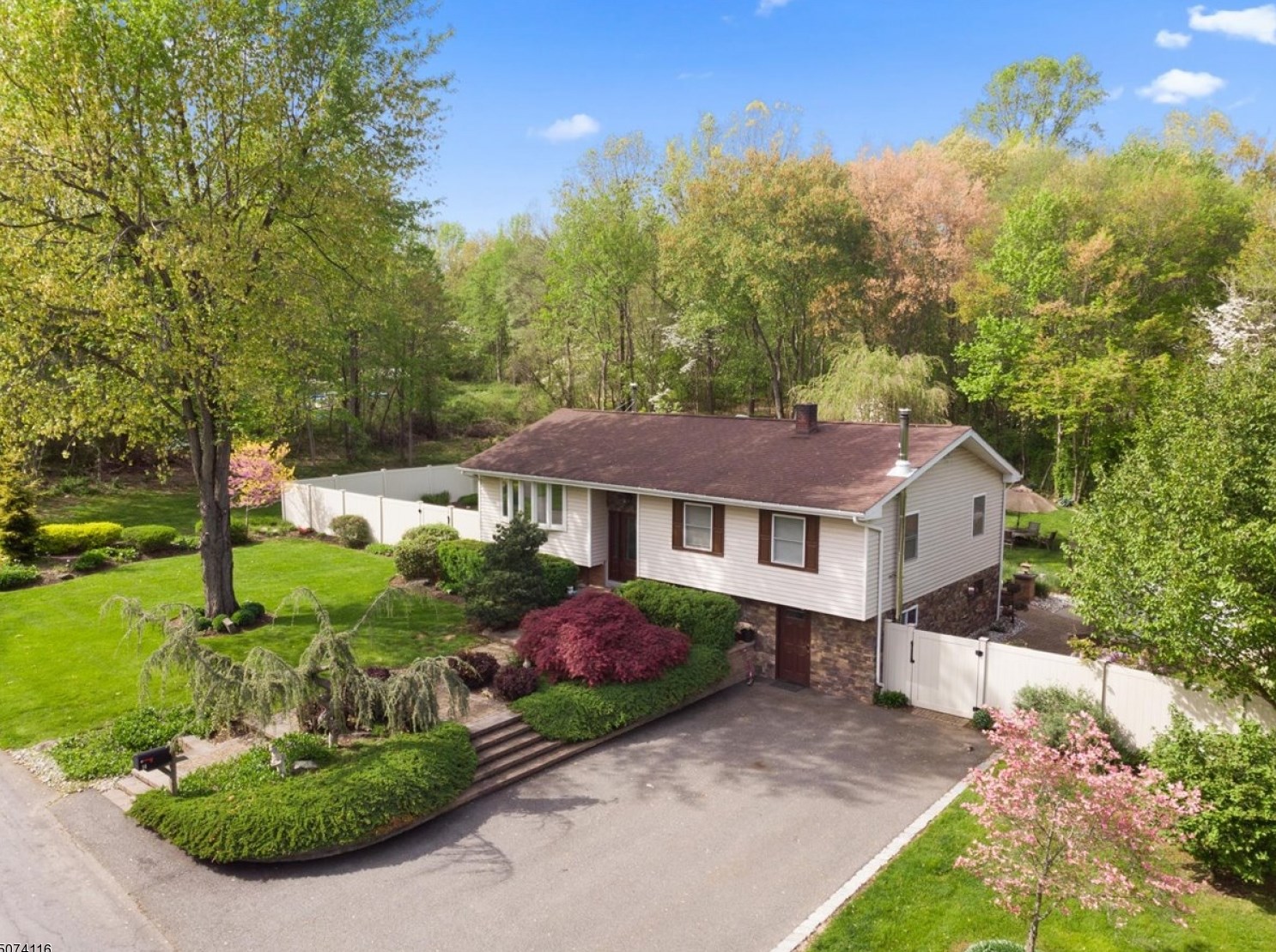 14 Gulick St, Port Murray, NJ 07865-4302