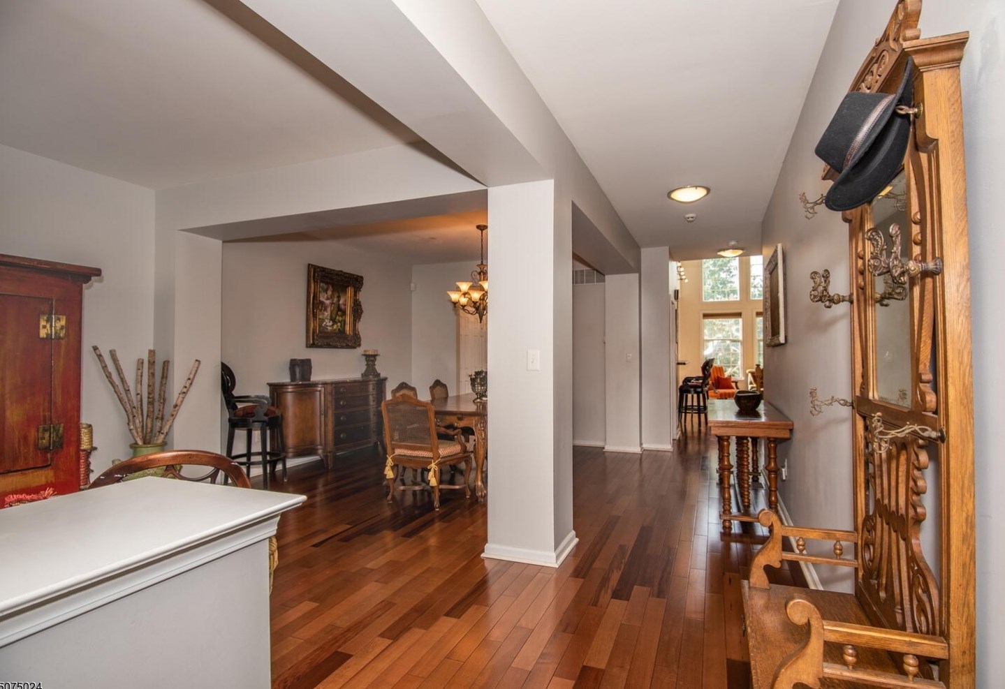 48 Spring Hill Cir, Wayne, NJ 07470-8440