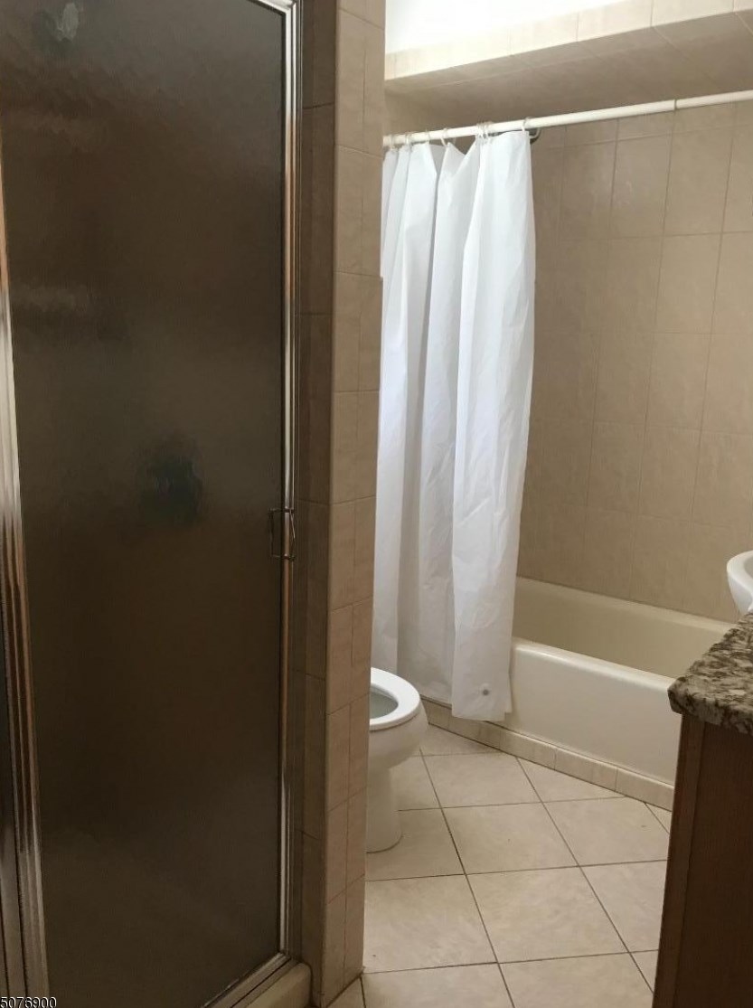 106 Monhegan St, Clifton NJ  07013-2053 exterior