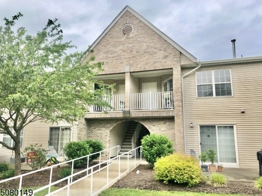 11 Parkside Ct, Wayne, NJ 07470-4024