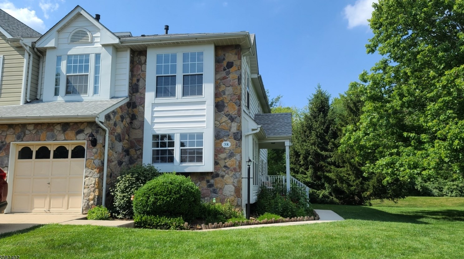 38 Castleton Rd, Princeton, NJ 08540