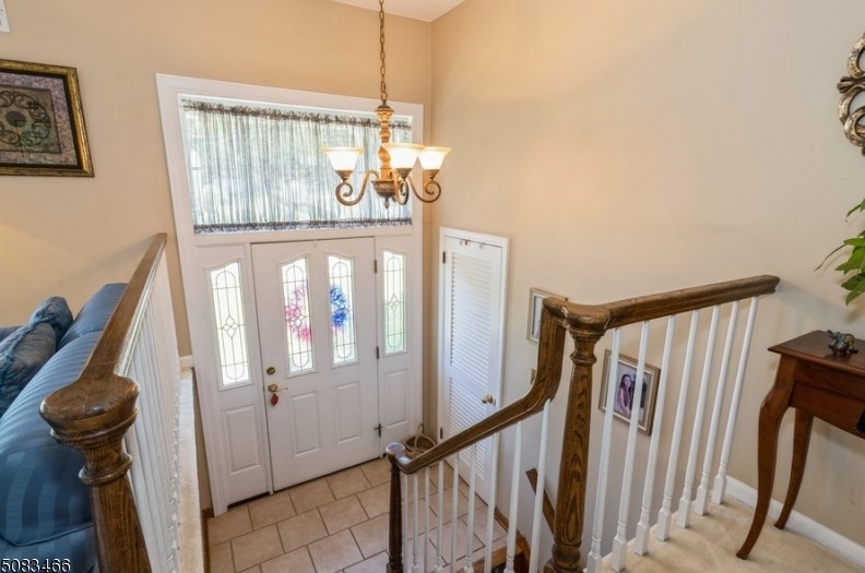 80 Mandon Dr, Wayne, NJ 07470-3824