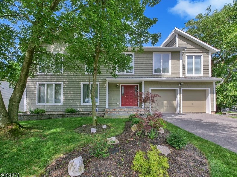 90 Point View Pkwy, Wayne, NJ 07470-2064