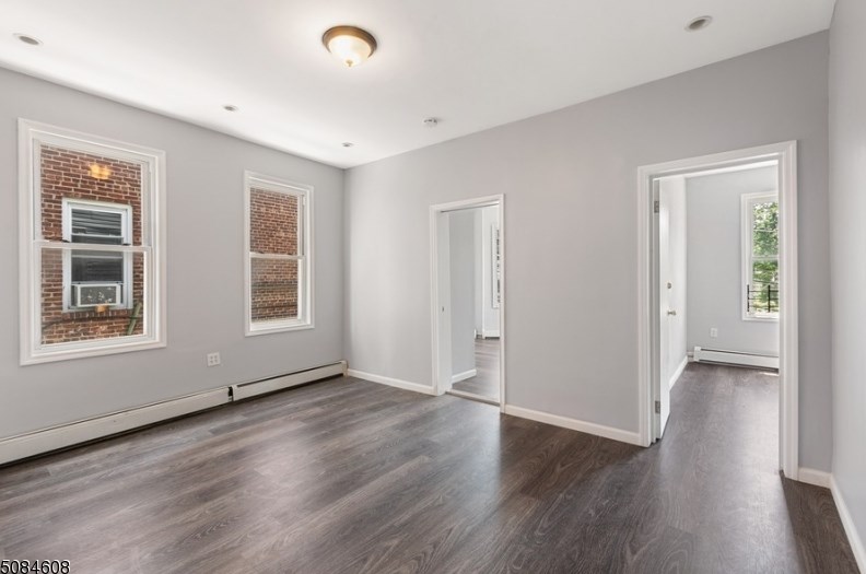 10 Arverne Terrace #2, Irvington, NJ 07111