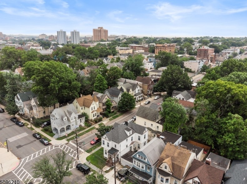 50 9th Ave #2, Newark, NJ 07107