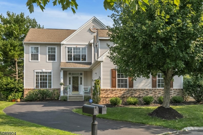 76 Liberty Ridge Rd, Basking Ridge, NJ 07920-2972