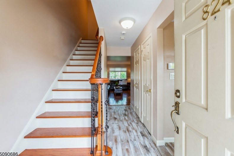 824 Robin Rd, Millstone, NJ 08844-4463