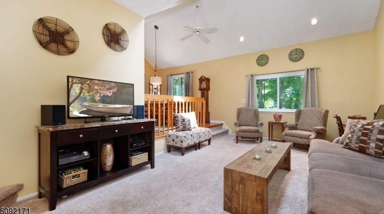 157 Arbor Cir, Basking Ridge, NJ 07920-3120