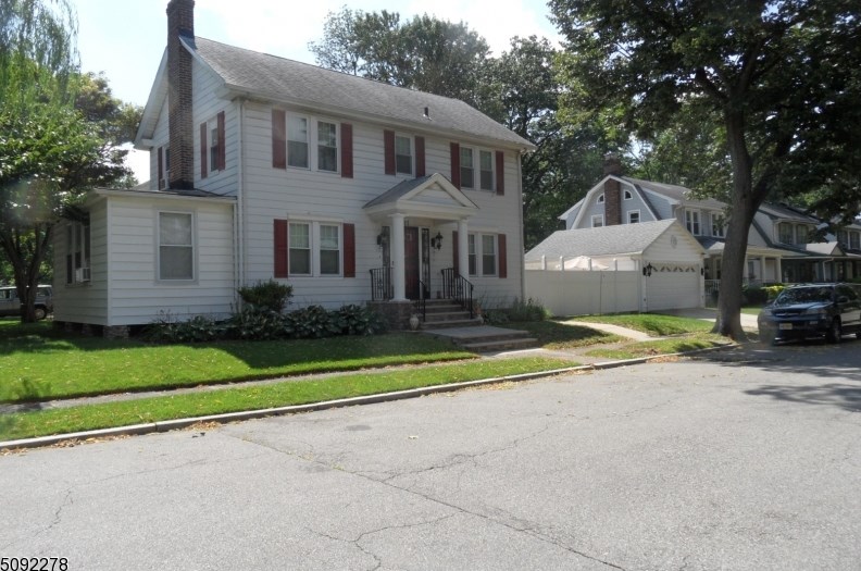 17 Lafayette Ave, East Orange, NJ 07017