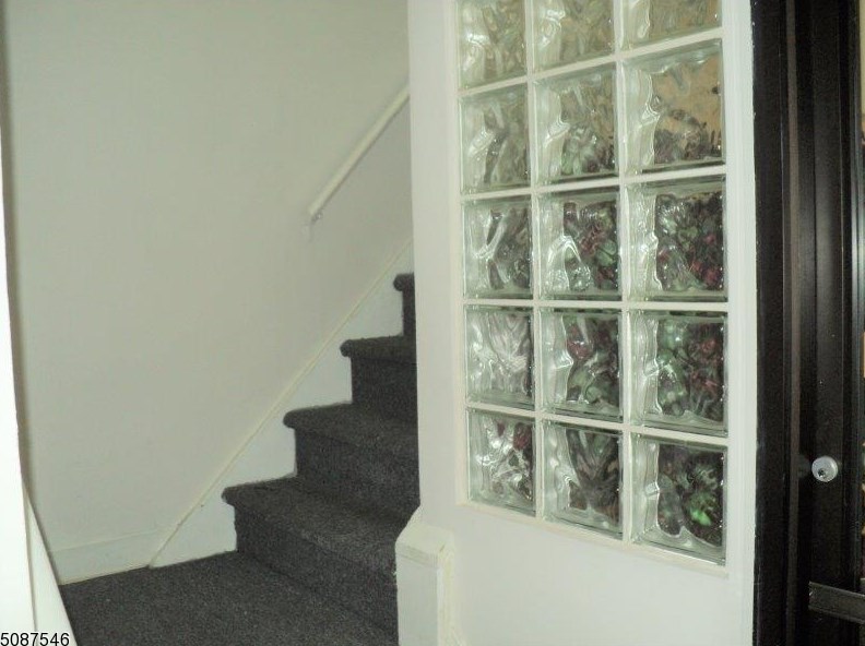 2 Clifton Ave, Clifton NJ  07011-1422 exterior