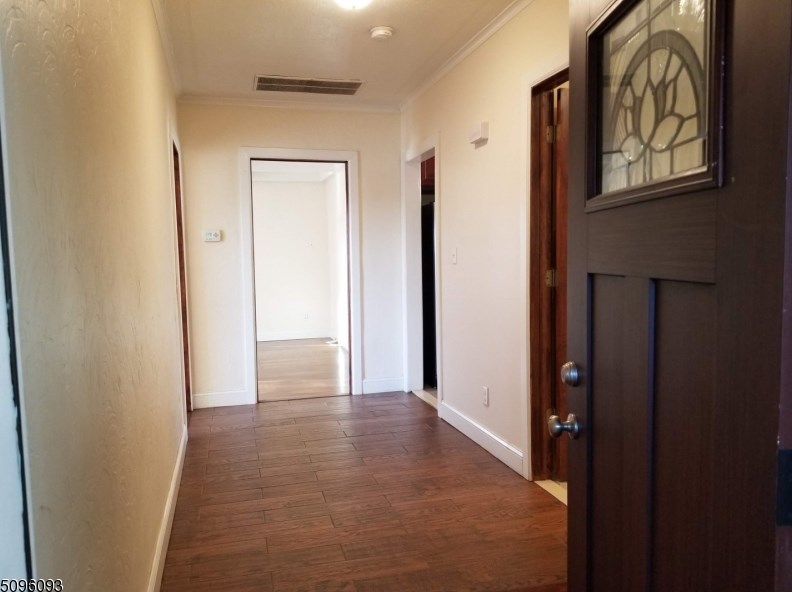 345 Crooks Ave, Clifton, NJ 07011